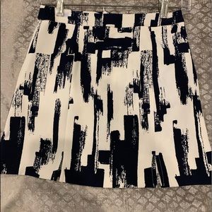 NEW- Aqua printed skirt. XSMALL